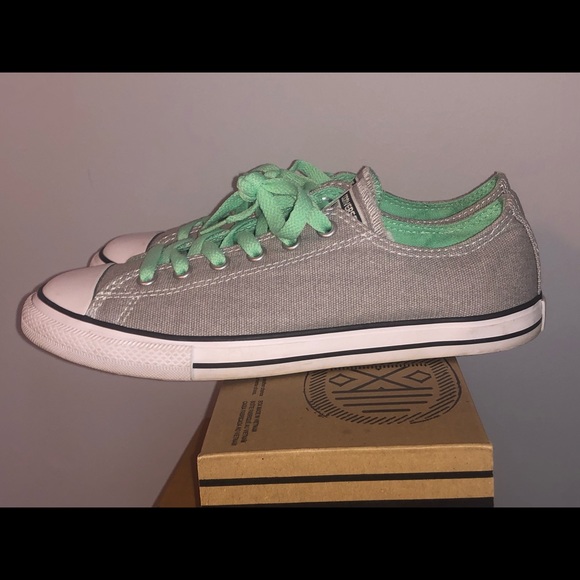 EUC Girls Size 5 Teal Grey Converse - Picture 5 of 7